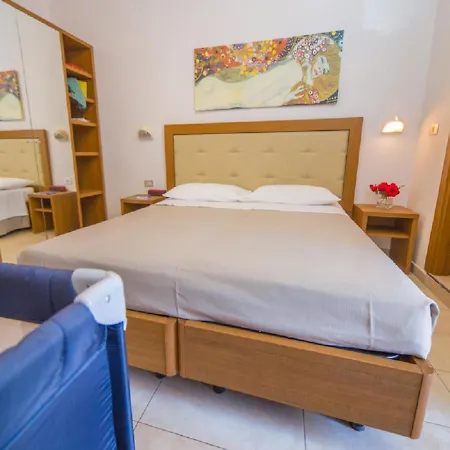Mediterraneo & Otel Cattolica